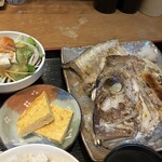天然魚と七輪焼き 隠れ居酒屋 雑魚や - 