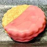 LuLu - ・サンドクッキー
      　　　／ジャンドゥーヤノワゼットルビー