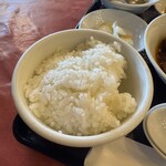 中国飯店 - ご飯は硬め…いいね！d(≧▽≦*)