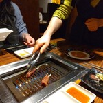 焼肉USON - カルパッチョ風ねぎムチンロース (究極の赤身 2.5秒焼き)