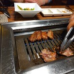 焼肉USON - 厚切りタン、タン塩、タンコリ