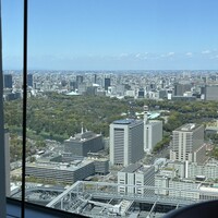 ザ タヴァン グリル＆ラウンジ - 