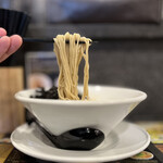 煮干らあめん　じんべえ - 濃厚煮干らぁめん 950円