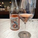 ON the TABLE CHINESE - 