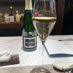 ON the TABLE CHINESE - 