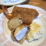 松阪牛ハンバーグ専門店ガーベラ - 帆立貝柱フライ＆海老フライ追加
