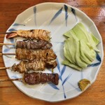 焼鳥かさ岡 - エビ   ズリ   とりかわ    かしわ    牛サガリ                