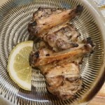 焼鳥かさ岡 - 手羽先(2本)          400円(税込)