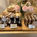 グラン・ヴァニーユ - 手土産には絶対いいですね