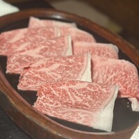 月亭 新宿本店 - 特上牛すき焼き