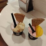 プレミアム マリオジェラテリア - 『クレームブリュレ＋リコッタチーズラズベリー』『ベリーストロベリー＋清見オレンジマンゴー』各520円