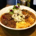 SPICY CURRY 魯珈 - 