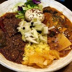 SPICY CURRY 魯珈 - 