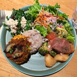 エムズマーケット デリカテッセン&ダイナー - 