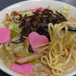 陣太鼓 - もっちりした麺です