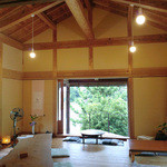 竹西農園 遊茶庵 - 高い天井のゆったり空間