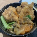 CHINESE DINING 瑞 - 鶏モモ肉の醤油煮込み丼