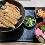 炭焼あなご やま義 - 