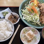 丸金食堂 - 