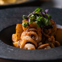 イイダコとジャガイモのソテー　ガリシア風