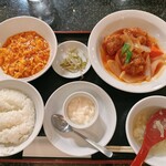 絶品小龍包 満月廬 新宿離宮 新宿西口 - 