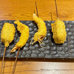 くしあげ 串亭 - おまかせ串揚げ4種の内牛ヒレ肉とエビ