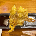 くしあげ 串亭 - 「ホタルイカ」は辛子ピーナッツバターソースが良く合います