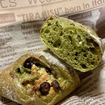 DONQ - 抹茶と小豆 ¥303