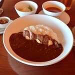 ザ・ロイヤルゴルフクラブ - ステーキカレー