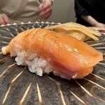 立ち食い鮨極 東桜店 - サクラマス