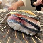 立ち食い鮨極 - 鯖