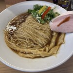 めん処 きよ洲 - 豚骨臭強めの貝汁芳醇ぶたらぁめん。醤油950円税込