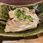 宵ノねこ - 旬の魚(鱈)の蒸し煮　香味油がけ