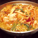 Nerichagi - 豚バラ肉と鶏のチゲは辛いスープがたまらん！