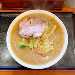 六綵亭 - みそラーメン800円＋チャーシュー100円
