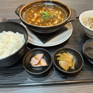 口コミ一覧 : のとやん 餃子酒場 （【旧店名】餃子大學） - 弘明寺