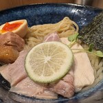 中華そば 麒麟 - 特製 鰹昆布水 醤油つけそば