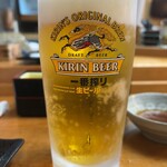 아키야 - 생맥주(조끼) 600엔