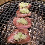 焼肉 徳寿 白石店 - 