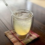 お豆ふ処うめだ屋 - 秩父産 かぼすスカッシュ