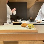 294250169 - 