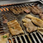 味良ホルモン店 - 