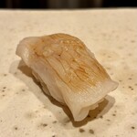 鮨 龍次郎 - ミル貝