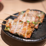 やきとん たまや商店 - 肉巻きアスパラ