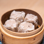 やきとん たまや商店 - 黒豚焼売