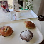 秋吉ファームガーデン  ベーカリー - コーヒー、サービスでいただきました(*^^)v