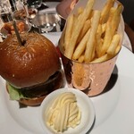 ブルガリ バー - 和牛ハンバーガー