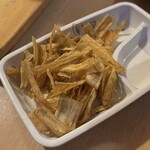 すし居酒屋 すすむ - ごぼうチップ
