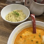 麺屋 一八 - 麻辣湯　〆の麺付き