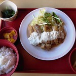 ジョイフル - 料理写真:たっぷりタルタルソースのチキン南蛮定食845円